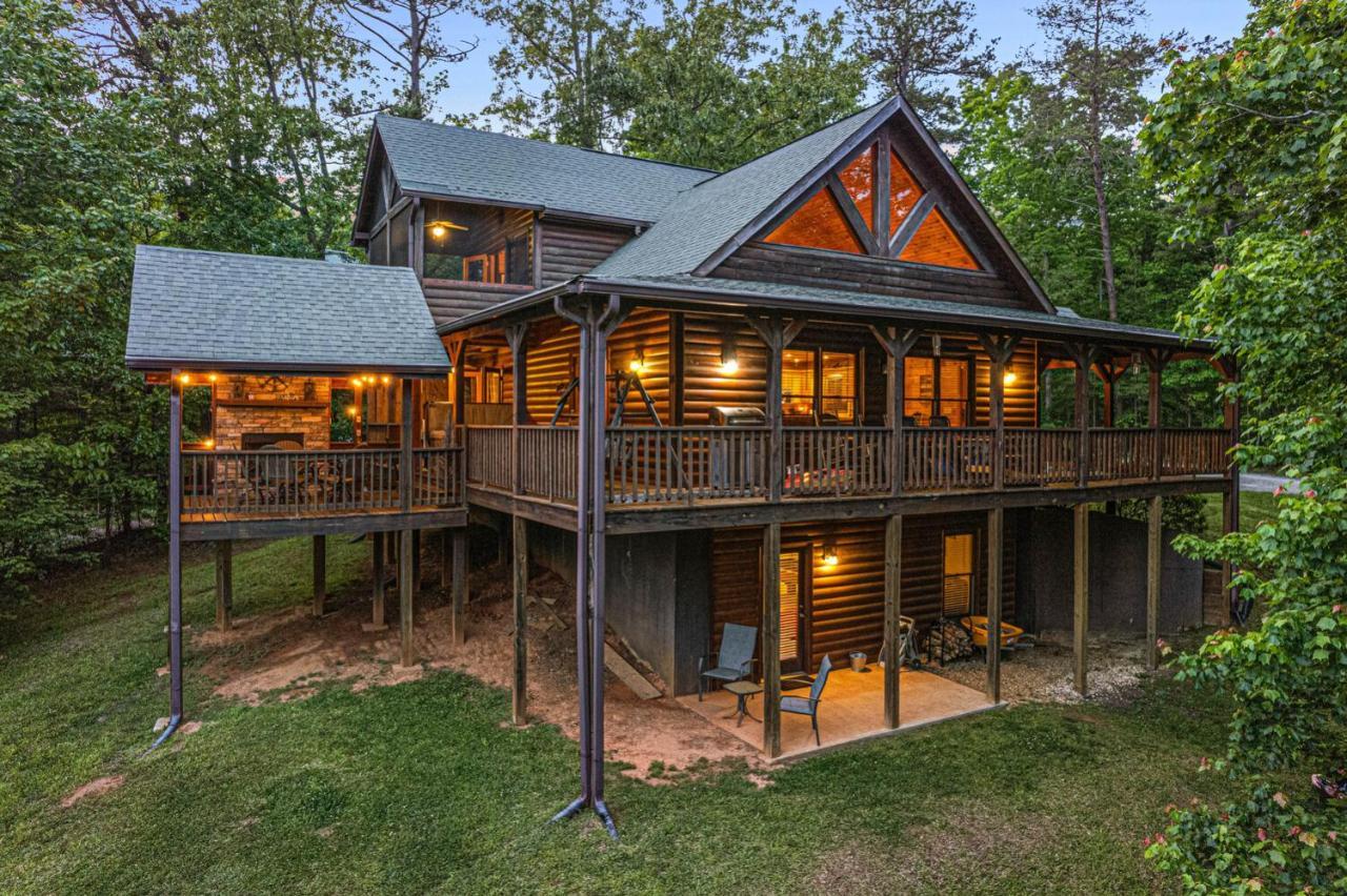 Incredible Views! - Pet Friendly - Aska Adventure Area - Bearfoot Bungalow Blue Ridge Bagian luar foto