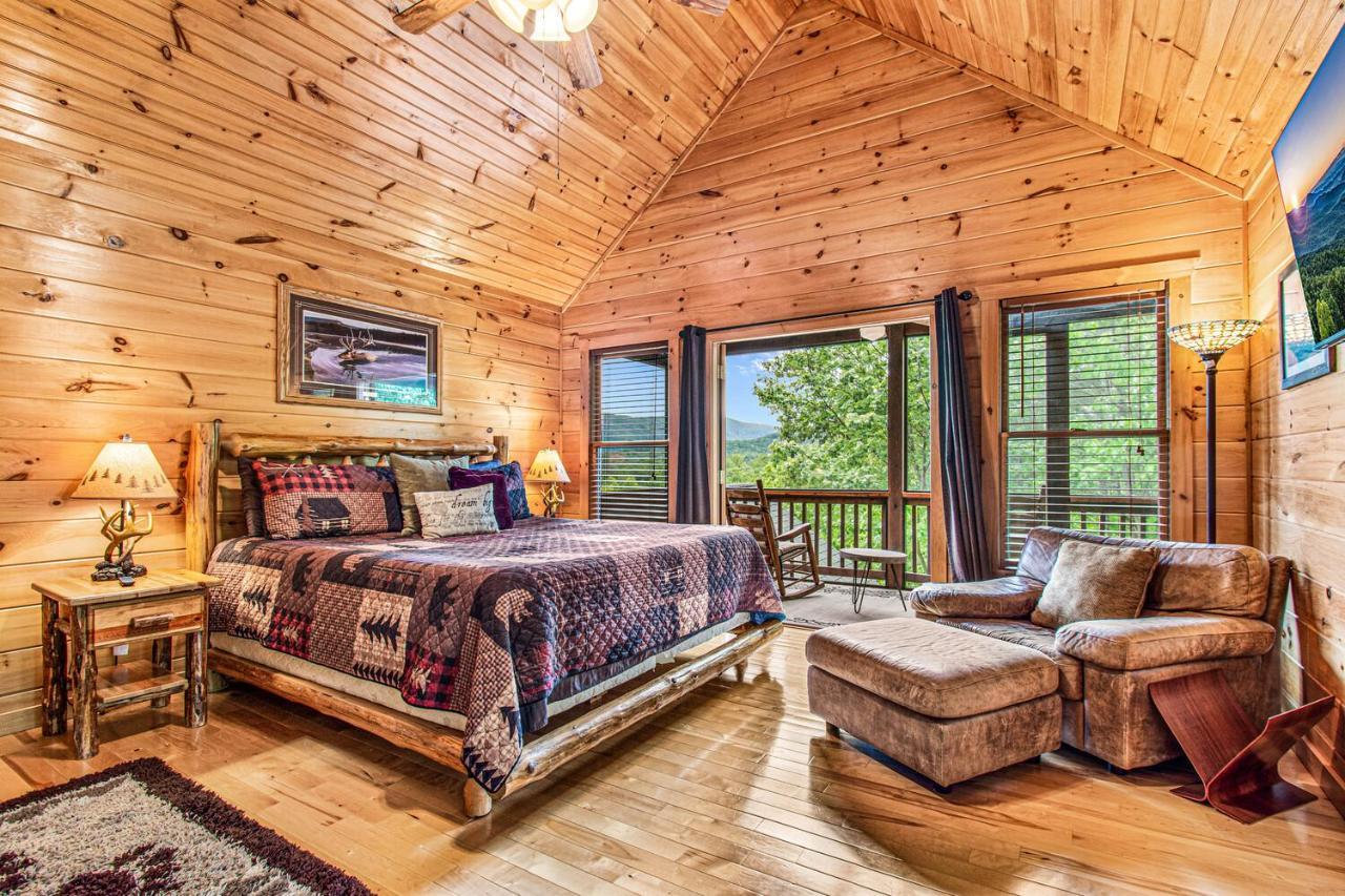 Incredible Views! - Pet Friendly - Aska Adventure Area - Bearfoot Bungalow Blue Ridge Bagian luar foto